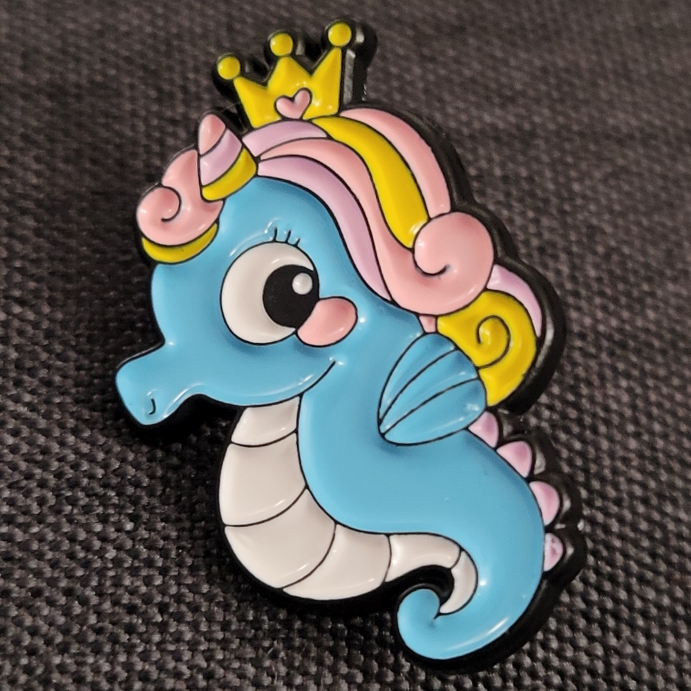 Princess Seahorse-icorn Enamel Pin
